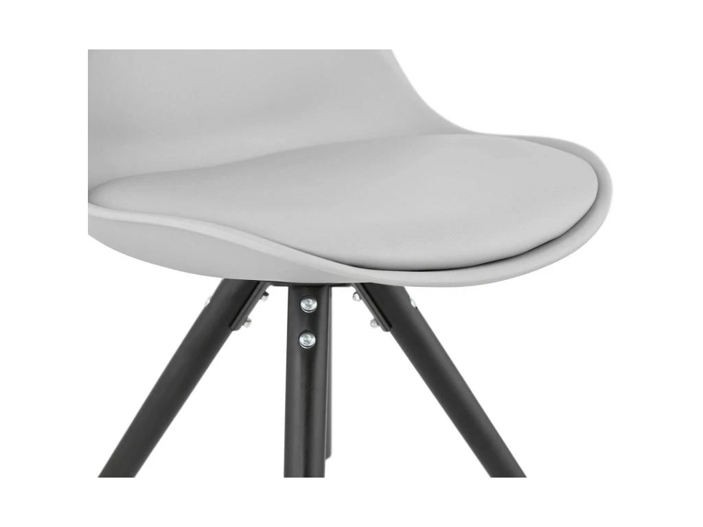Chaise Design Momo 8 Chaise Design Momo – Image 8