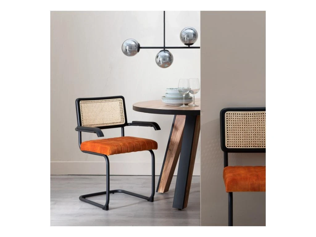 Duo De Chaises à Accoudoirs Métal/Rotin/Orange - MARIETTE 2 Duo De Chaises à Accoudoirs Métal/Rotin/Orange - MARIETTE – Image 2