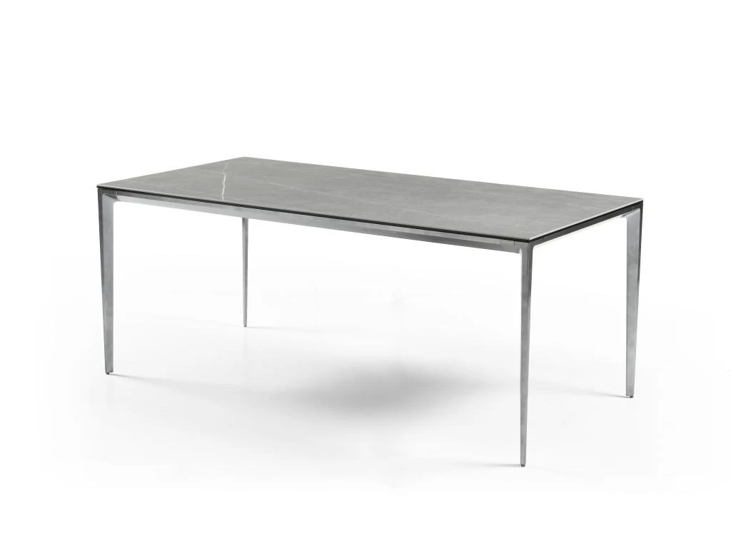 Table à Manger 6 Couverts En Céramique Et Métal - Effet Marbre Gris - DUSIANE De Pascal MORABITO 4 Table à Manger 6 Couverts En Céramique Et Métal - Effet Marbre Gris - DUSIANE De Pascal MORABITO – Image 4