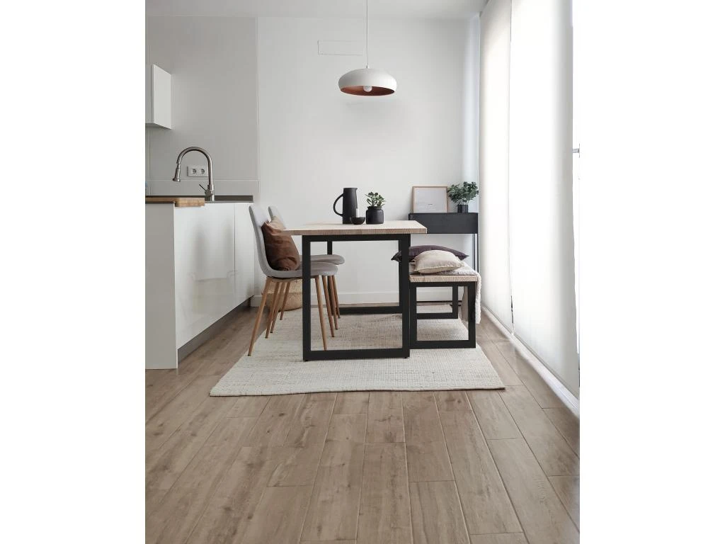 Table à Manger Zocco Naturelle Et Noir 200x80cm 6 Table à Manger Zocco Naturelle Et Noir 200x80cm – Image 6