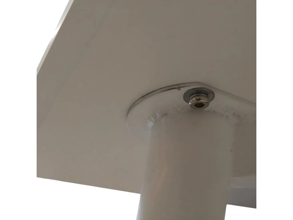 ZURI - Table Rectangulaire Blanche Et Pieds Effet Bois 5 ZURI - Table Rectangulaire Blanche Et Pieds Effet Bois – Image 5