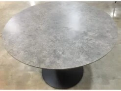 Table Ronde Avec Pied Central JOSUA. Magnifique Design Pour Votre Cuisine Ou Votre Salle à Manger. -Mobilier De Restaurant table a manger 9539949